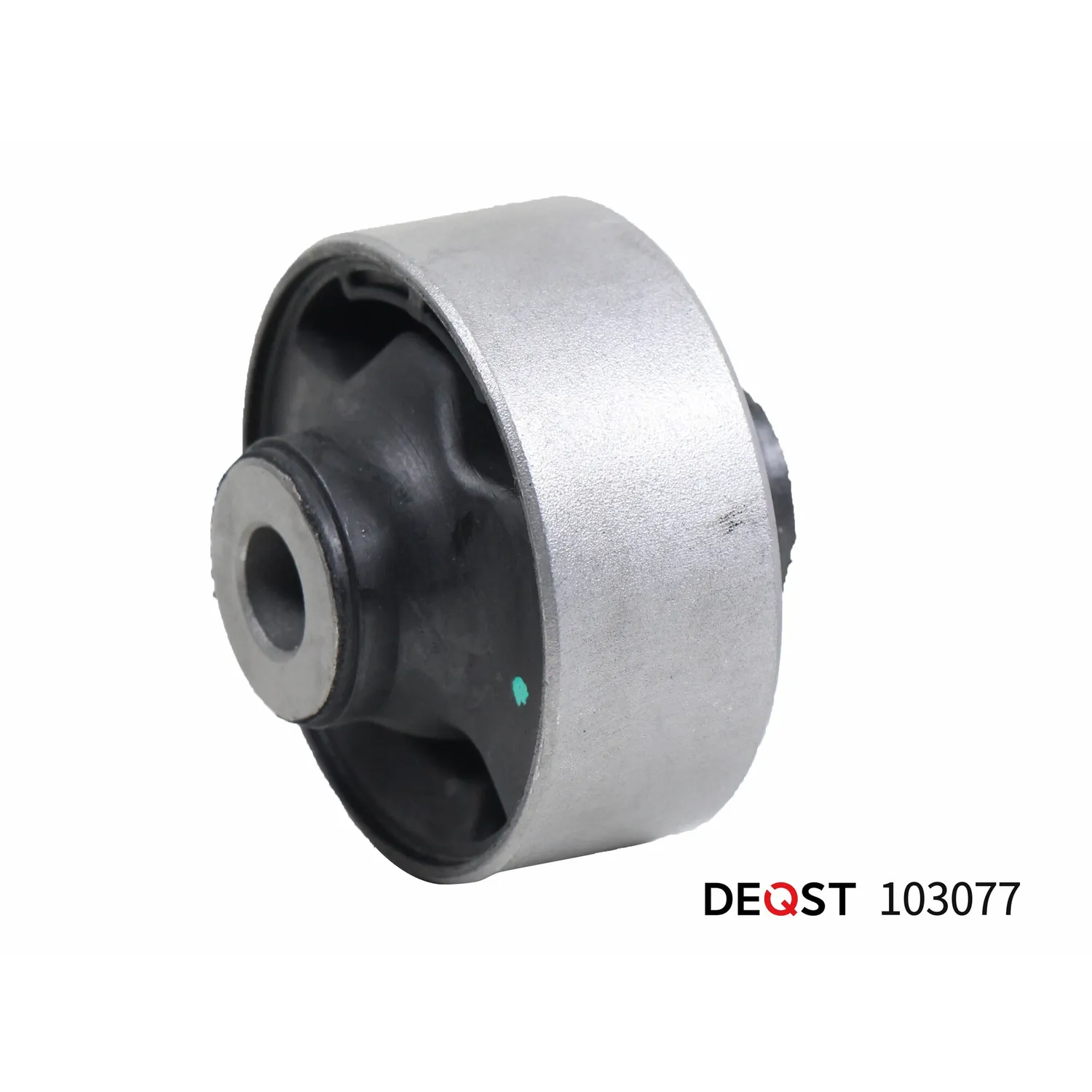 Сайлентблок переднего нижнего рычага задний HONDA Accord 02-08 DEQST 103077
