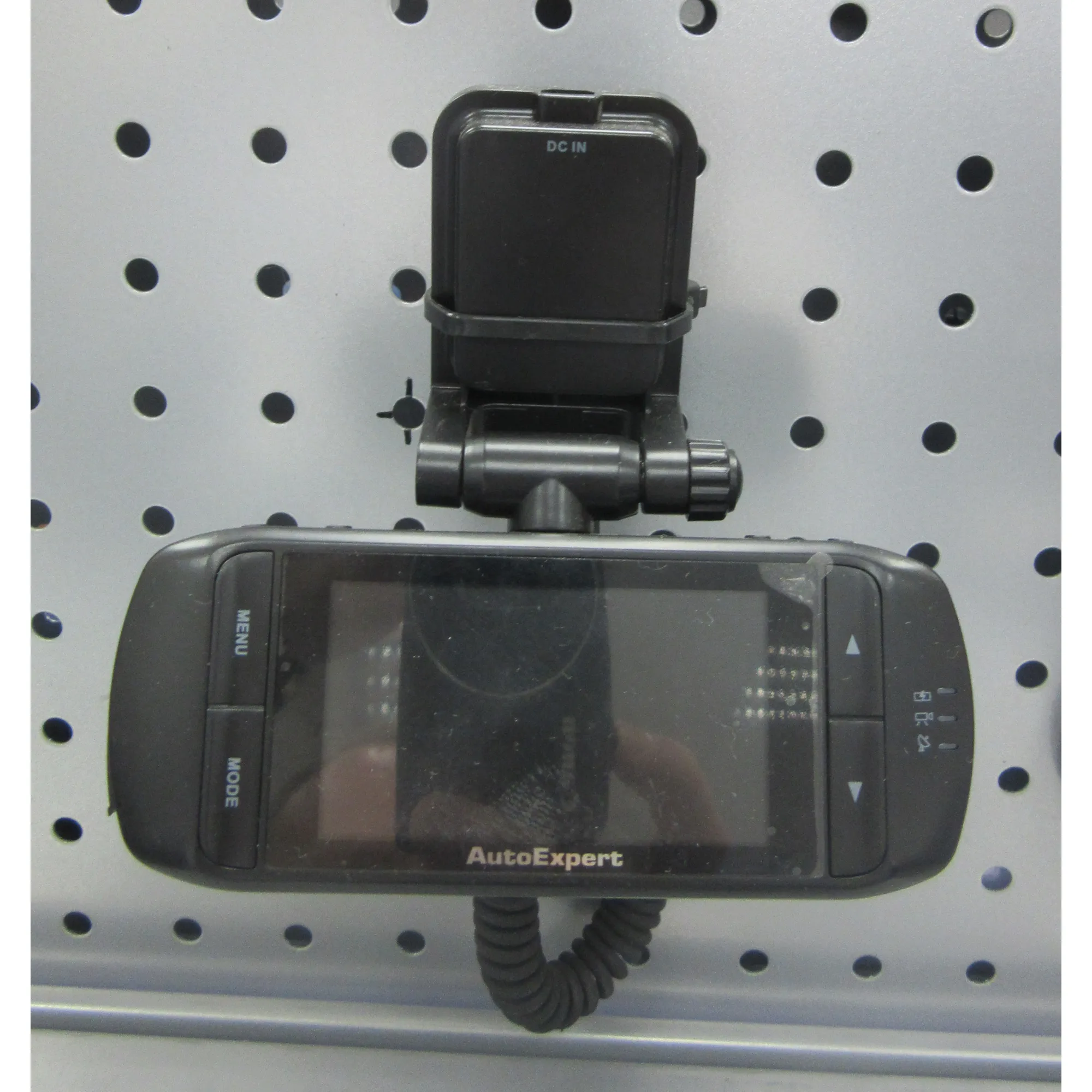 Уценка Видеорегистратор AutoExpert DVR-810, 2.7, 140°, G-сенсор, Full HD, Уценка, , Max Вт