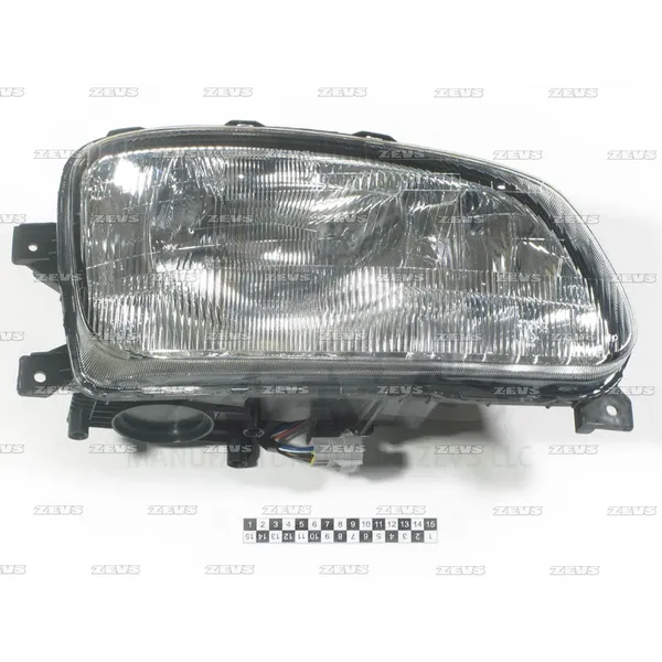Фара правая ZEVS 04-4701 R