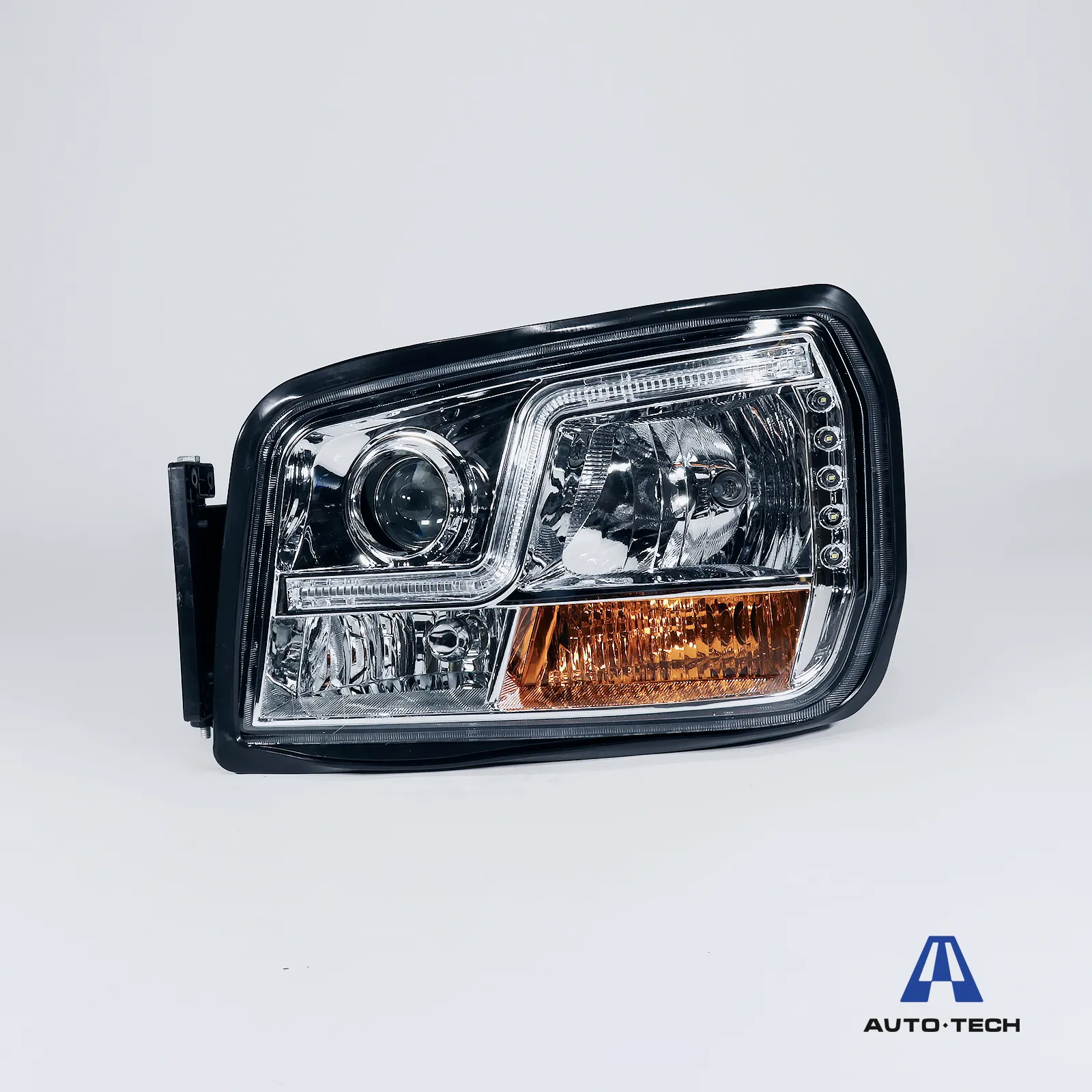 Фара передняя левая Shaanxi X3000 (светодиодная) поворотник снизу AVTO-TECH AT1167