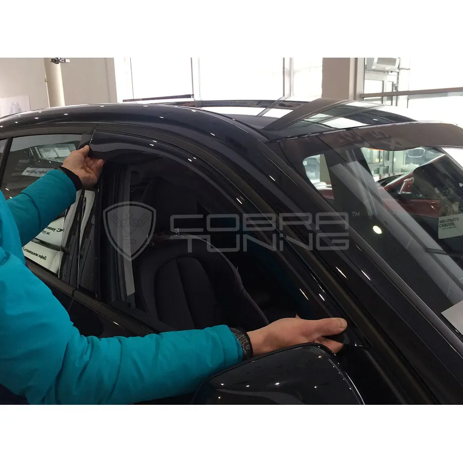 Дефлектора на окна BMW X1 (F48) 2015 деф.окон Cobra Tuning B23315