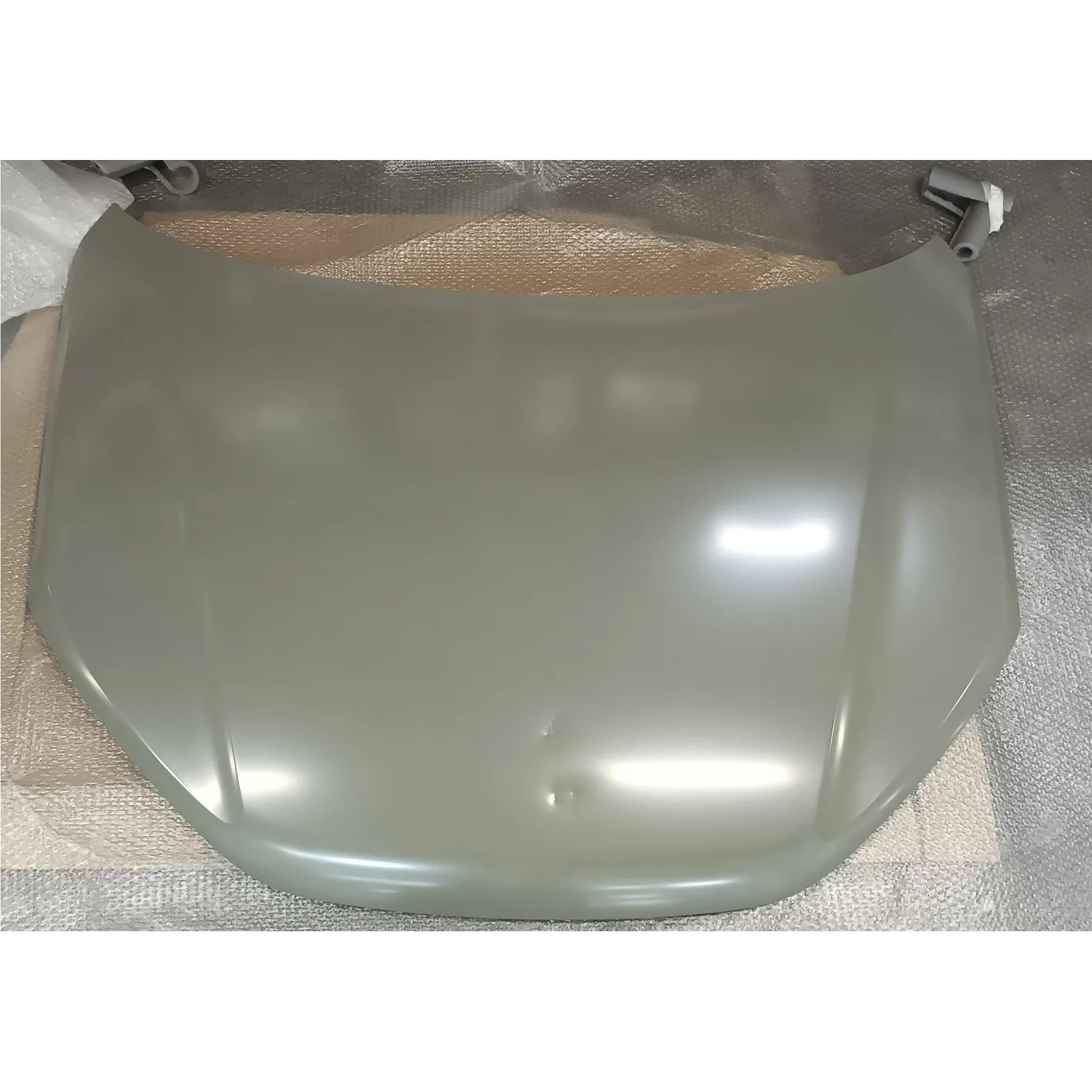 Капот LADA Granta 2 FL 18-> (катафорез), Уценка LADA Granta 2 FL 18-> LADA 8450104269-N249 Уценка