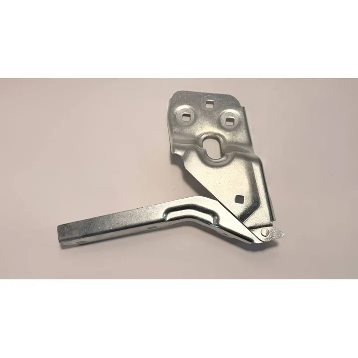 Петля капота VW TOUAREG 11-18 RH, Уценка SAT ST-VW62-015B-1-N0 Уценка