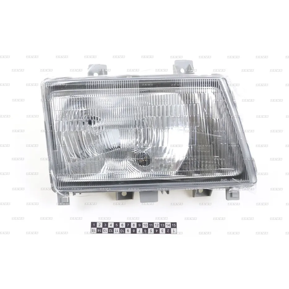 Фара правая ZEVS 03-4701R