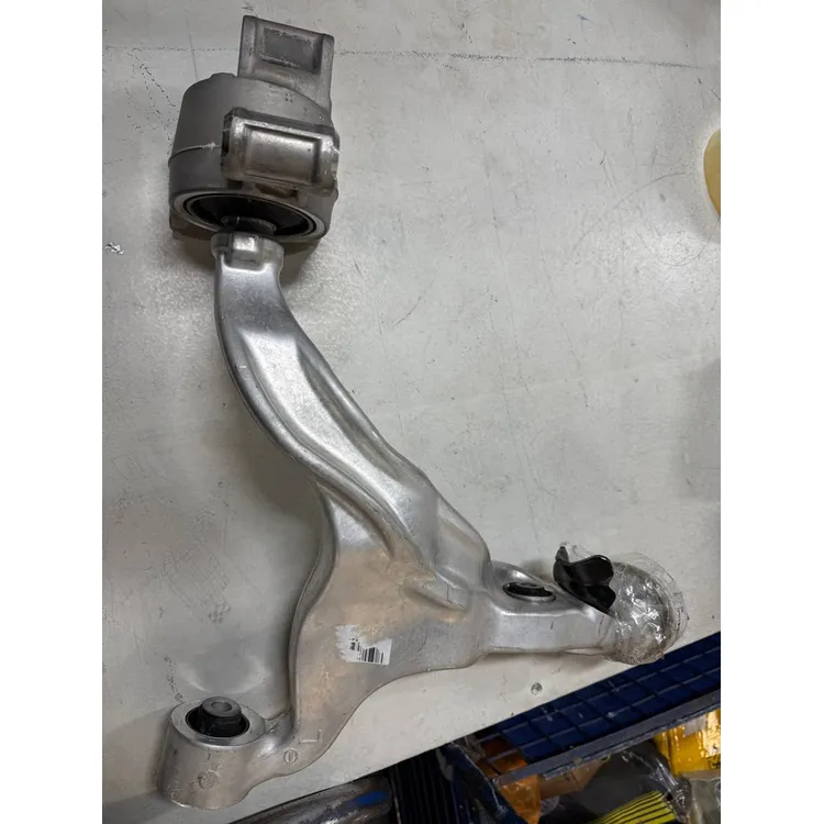 РЫЧАГ ПОДВЕСКИ В СБО, Уценка NISSAN 545014GE0B-N0 Уценка