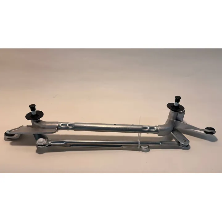 Трапеция стеклоочистителя FR, Уценка QUATTRO FRENI QF01N00155-N1 Уценка