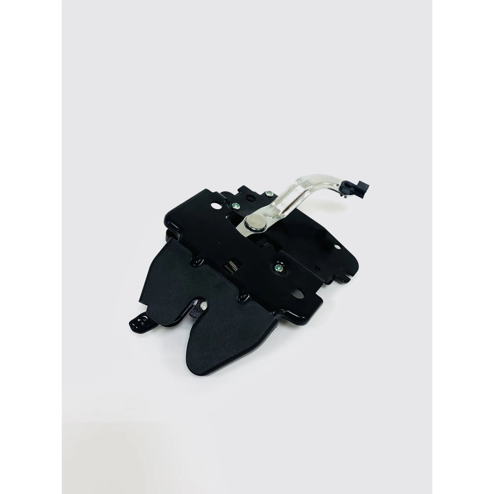 Замок багажника UkorAuto U0528527
