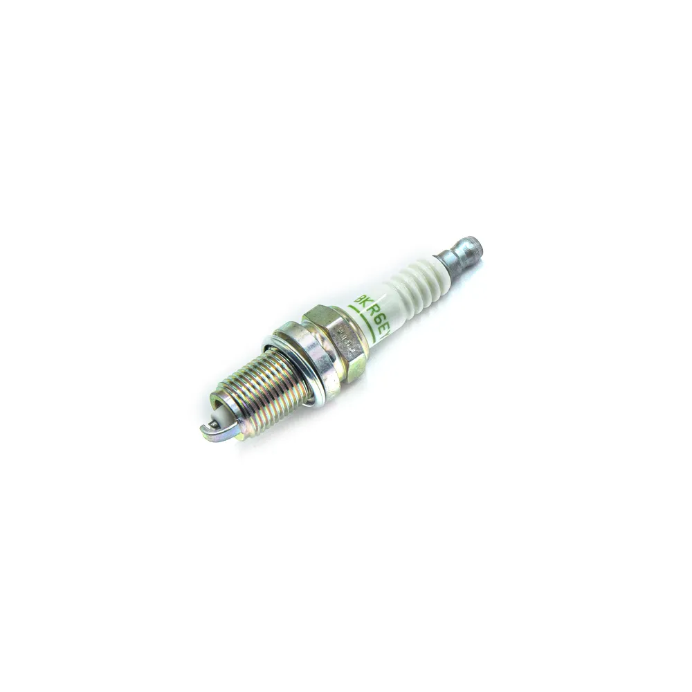 Свеча зажигания BKR6EY NGK 3696