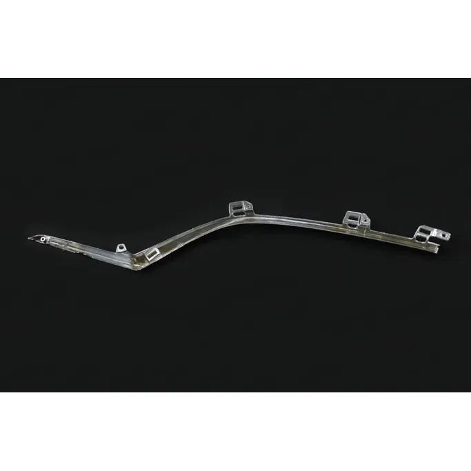 Молдинг решетки радиатора Прав. хром Mazda M6 2013-2016 DoCar GHY9507J1DCR