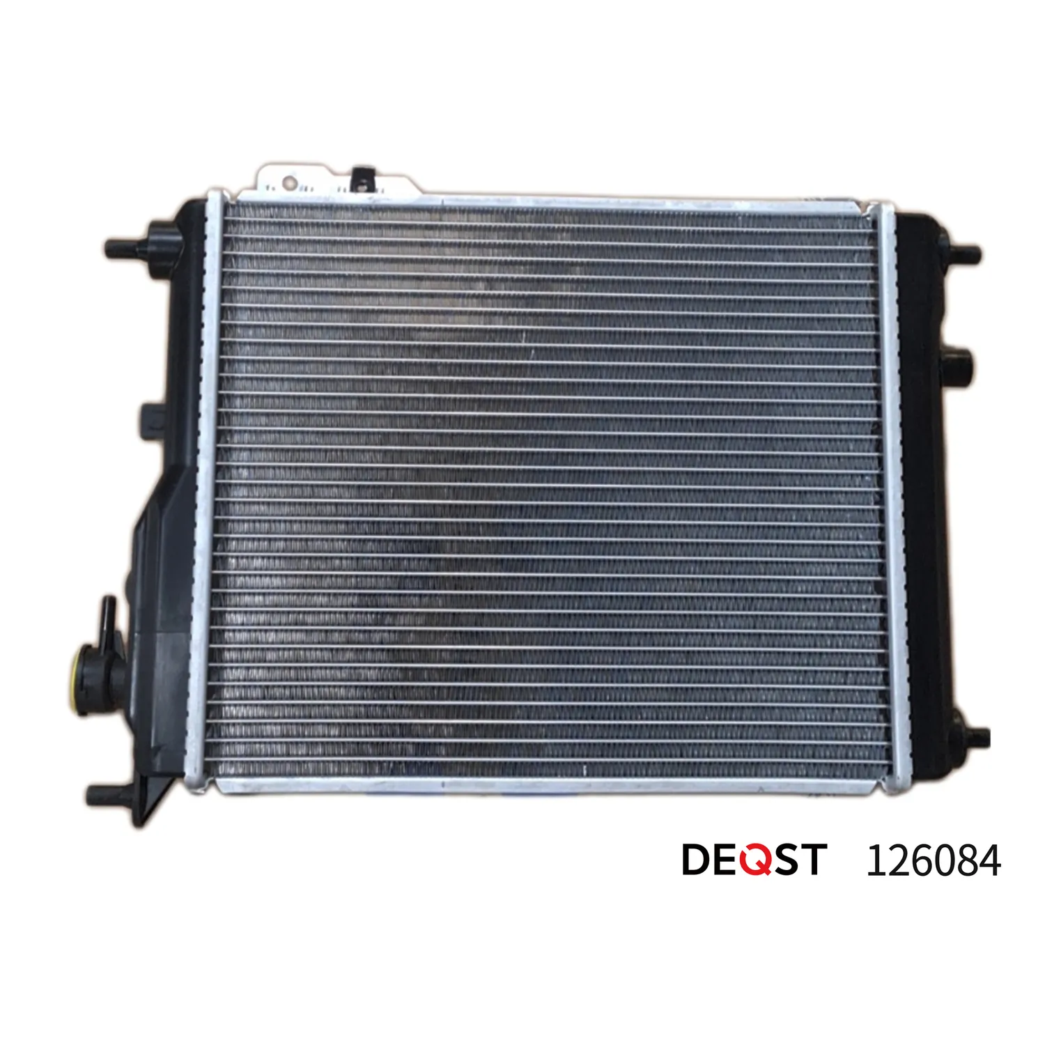 Радиатор системы охлаждения. HYUNDAI Getz (02-) 1.1/1.3/1.4 DEQST 126084