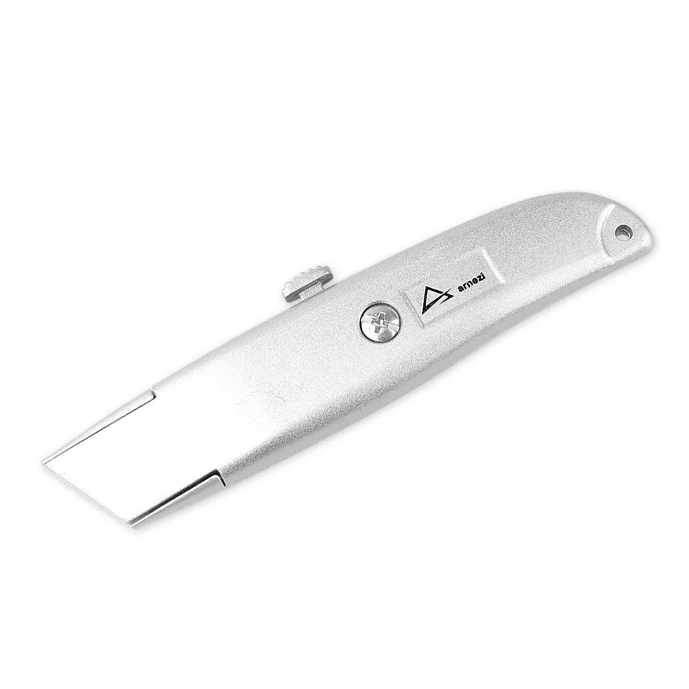 Нож с выдвижным сегментным лезвием 18 мм, металлический ARNEZI R5000010