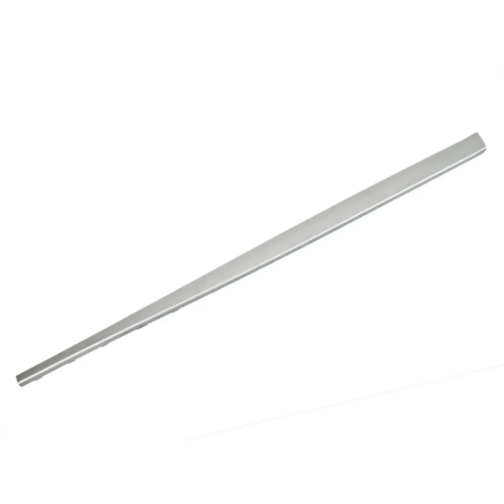 Накладка порога левая серебро DUSTER 2010-2015/TERRANO 2014-2020 SAILING LRN020011602L