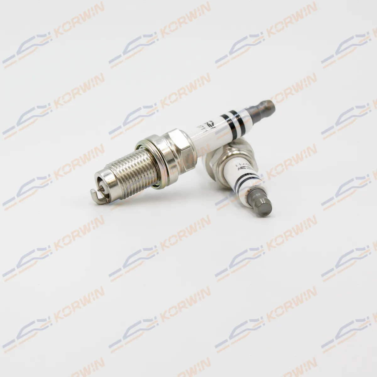 Свеча зажигания (аналог PZFR6R) Double Platinum KORWIN KWND0711
