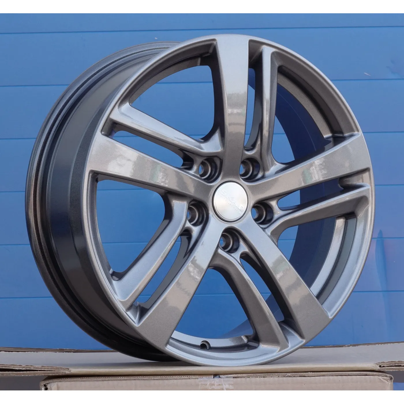 Диск литой R17 6.5J 5x114.3/67.1 ET48 СКАД Сеул графит 2840627