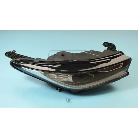 Фара основная RH LED QUATTRO FRENI QF11M00124