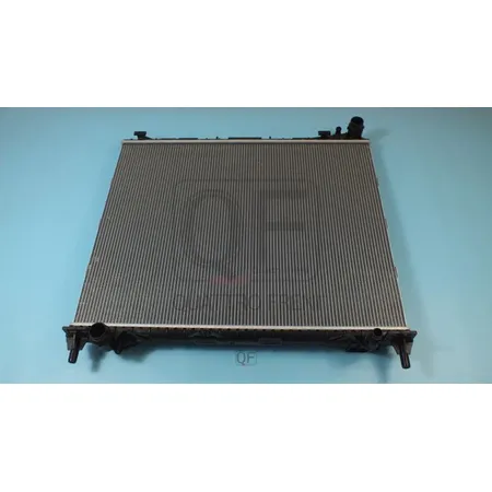 Радиатор охлаждения двигателя QUATTRO FRENI QF55A00097