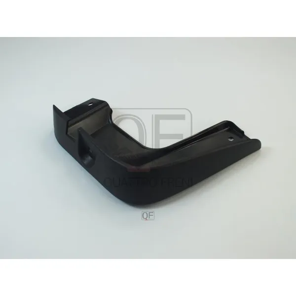 БРЫЗГОВИК FR RH QUATTRO FRENI QF38G00006