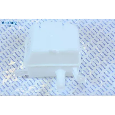 Бачок стеклоомывателя