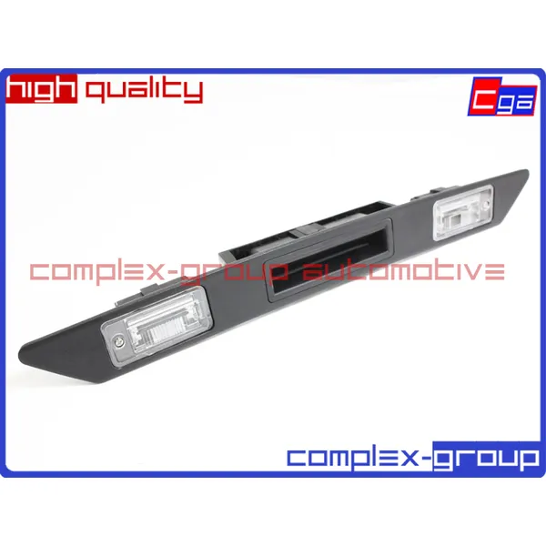Накладка двери багажника 8P48275743FZ CGA 11BUT574RA