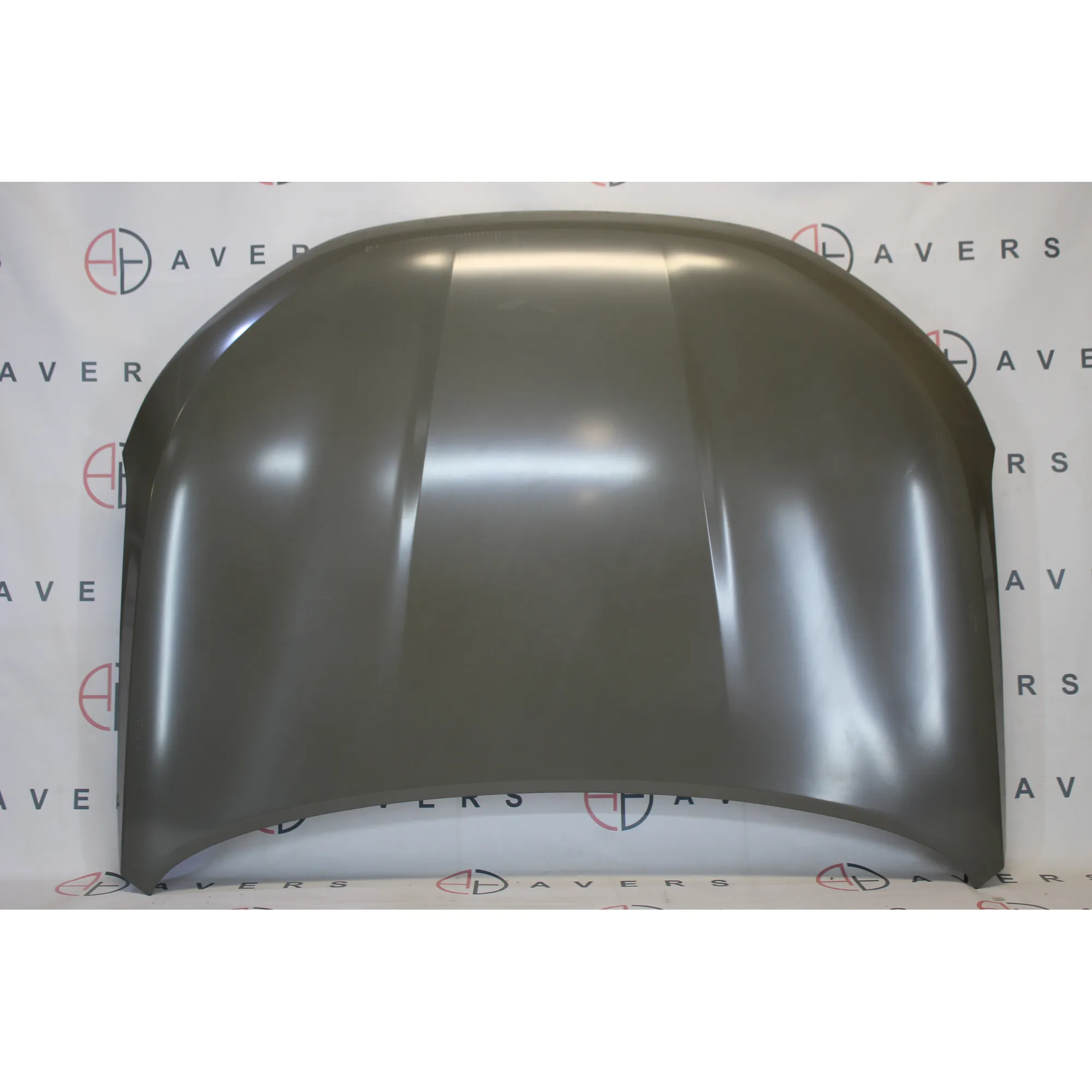 Капот AVERS 8402120XST01AAV