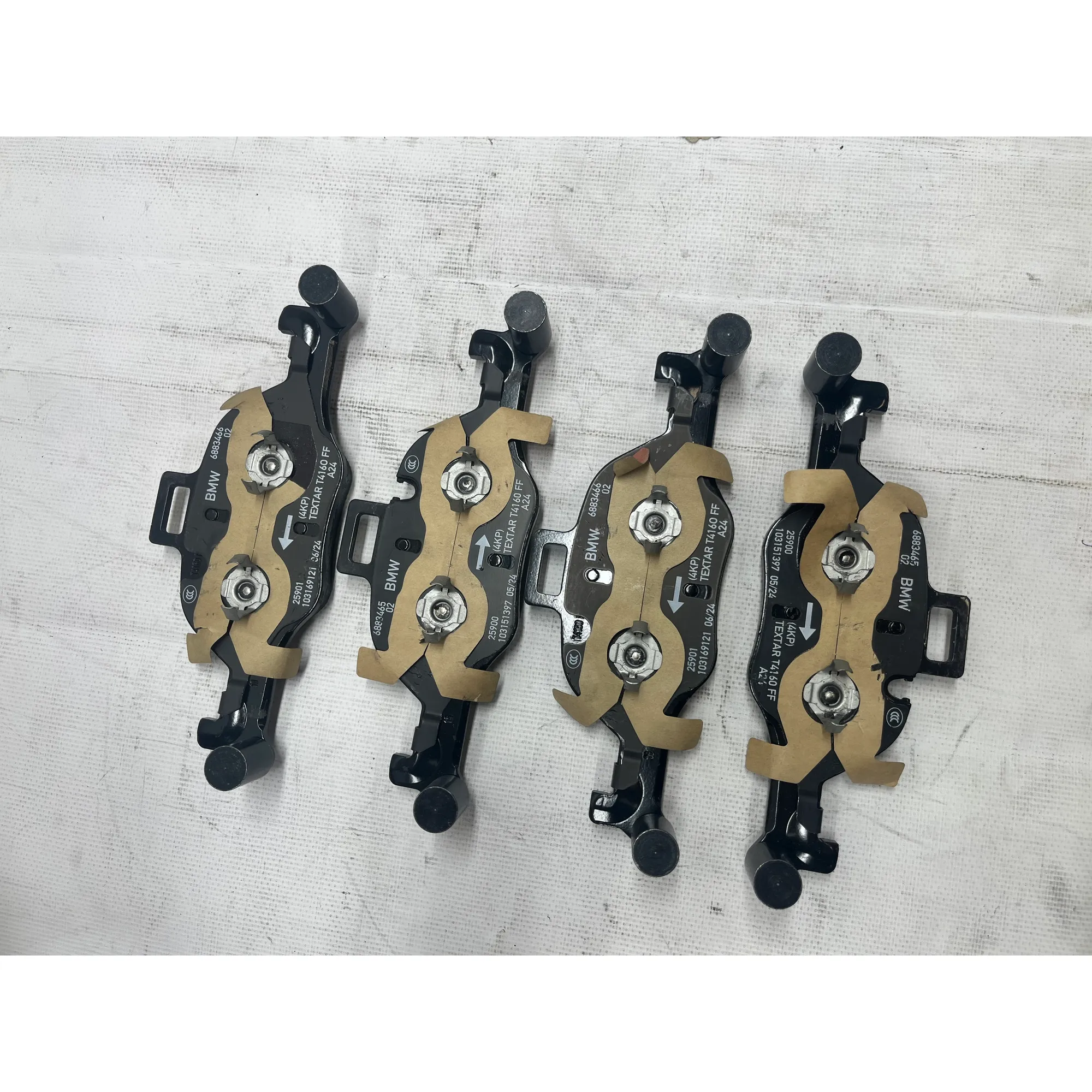 Колодки передние, Уценка BMW 5-G30/G31 / 6-G32 / 7-G11/G12 / X3/X4/X5/X6 34 11 6 883 469-N0 Уценка