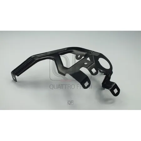 Кронштейн крепления крыла RH QUATTRO FRENI QF21G00009