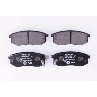 Комплект тормозных колодок, дисковый тормоз HELLA 8db355010011