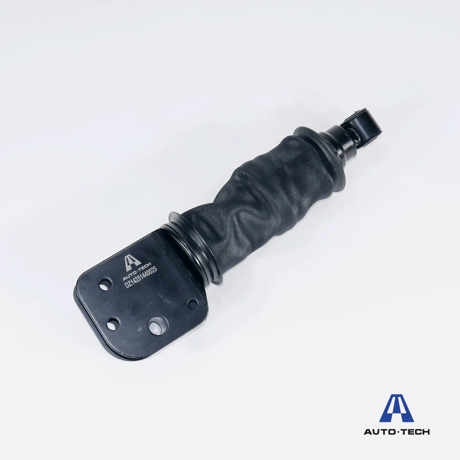Амортизатор кабины задний пневматический с кронштейном X3000 AVTO-TECH AT0006