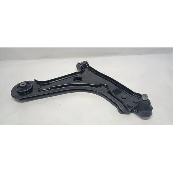 Рычаг подвески передний нижний R, Уценка CHEVROLET Lacetti 1.4-2.0D 05> / Nubira 1.6-2.0D 0 LYNXauto C5081R-N0 Уценка