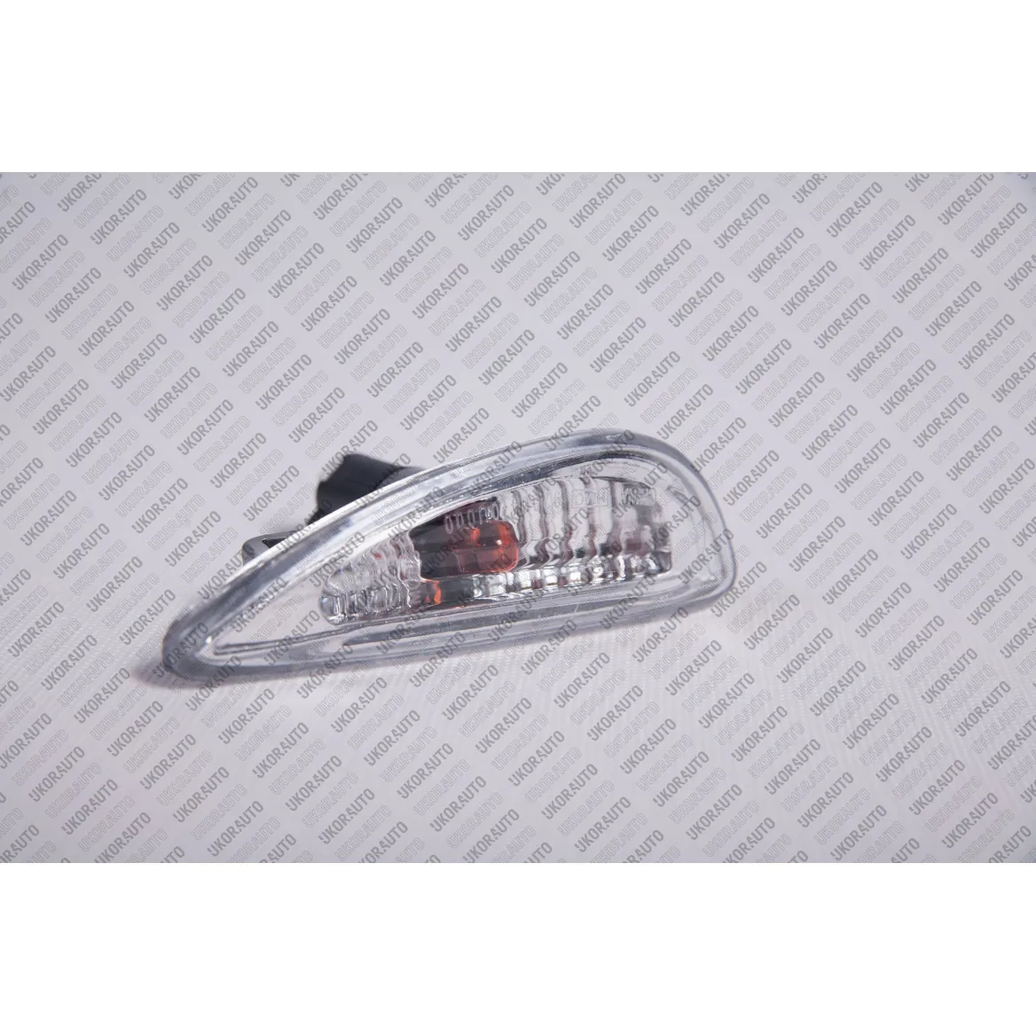 Повторитель поворота в крыло правый HYUNDAI Solaris