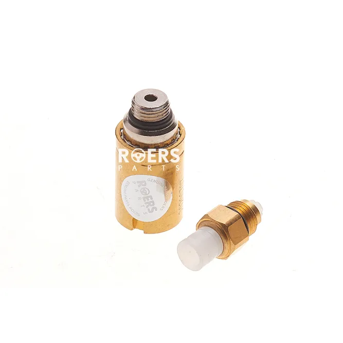 Штуцер пневмобаллона Roers Parts RPL08FC003