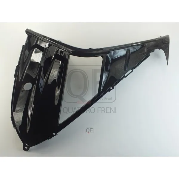 Рамка противотуманной фары RH QUATTRO FRENI QF50G00028