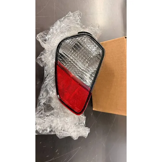 Фонарь правый, Уценка MITSUBISHI 8336A154-N0 Уценка