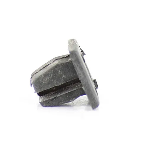 Клипса крепления решётки радиатора TRANSIT M12-M15 93- BSG BSG 30-995-033