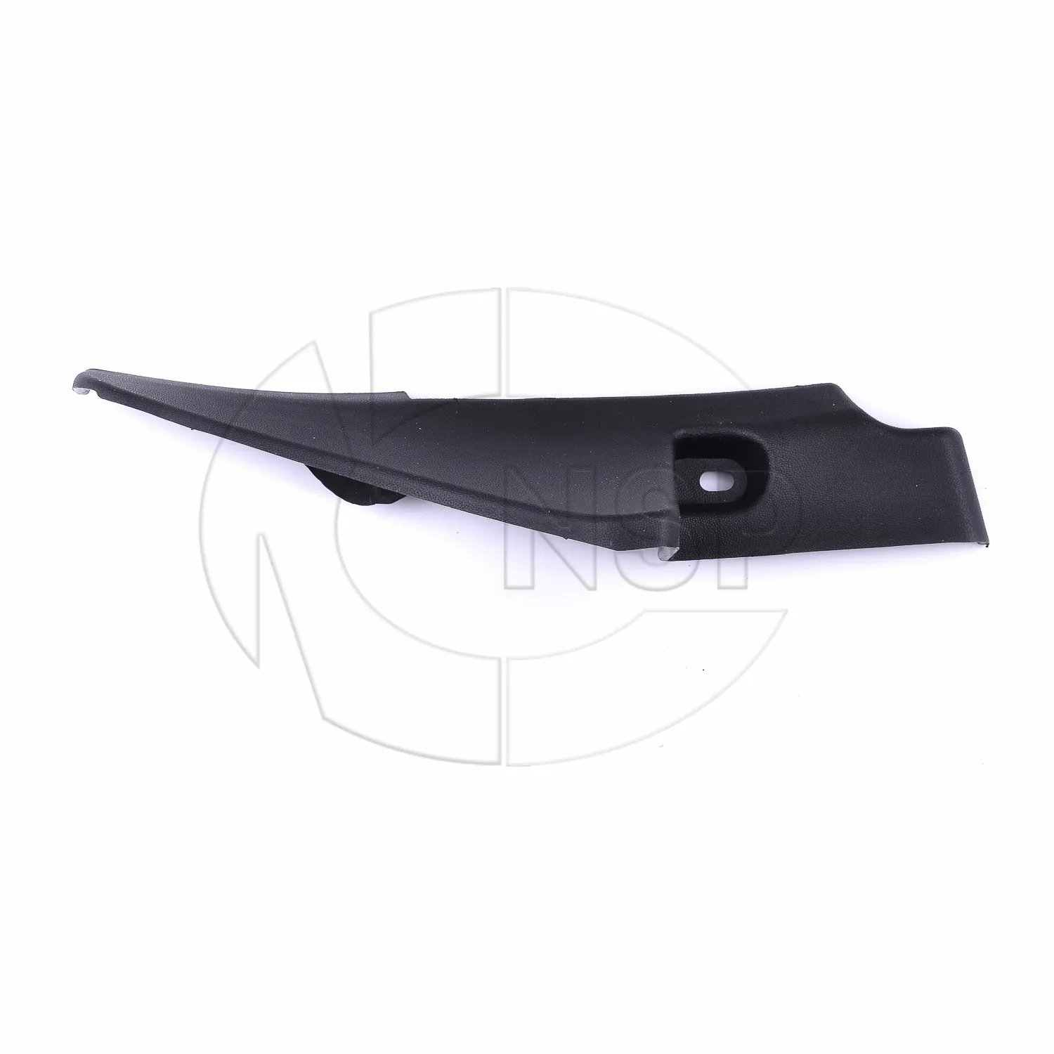 Накладка стойки передняя левая RENAULT Duster (10-15) NSP NSP07688220006R