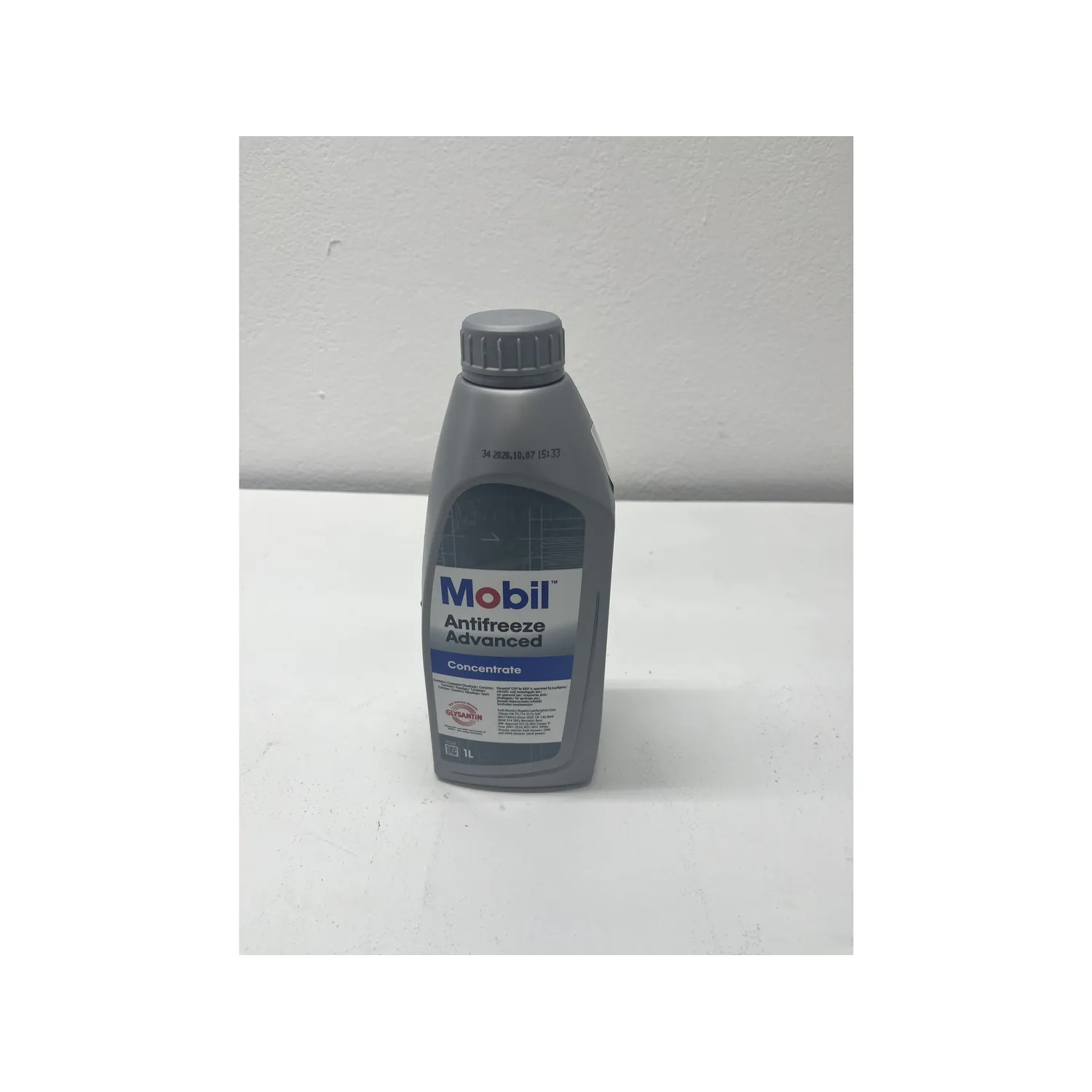 Антифриз MOBIL Antifreeze Advanced концентрат красный 1 л Уценка 151153-N0