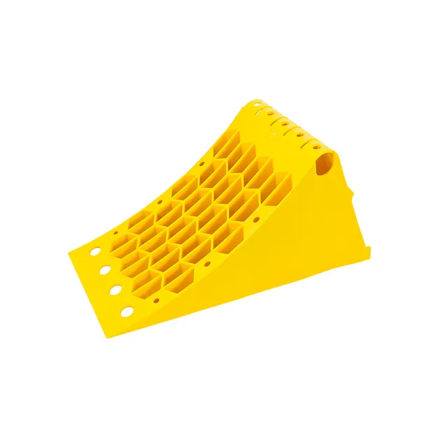 Упор колеса противооткатный 470х200х240, пластиковый, желтый ( крепление см. 01174E ) EXOVO 01179E