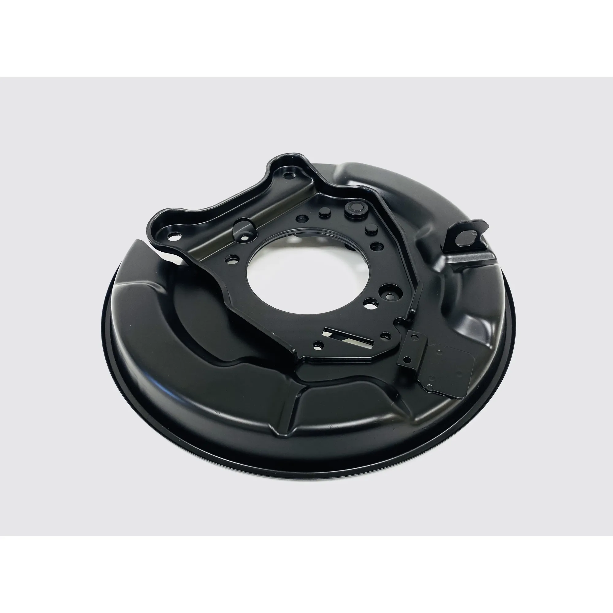 Кожух тормозного диска, правый UkorAuto U0508568