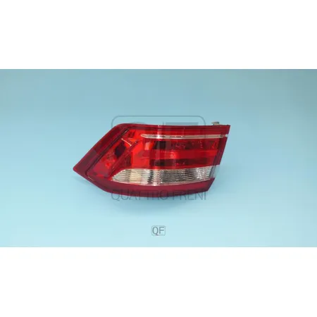 Фонарь в крыло RR RH QUATTRO FRENI QF21M00040