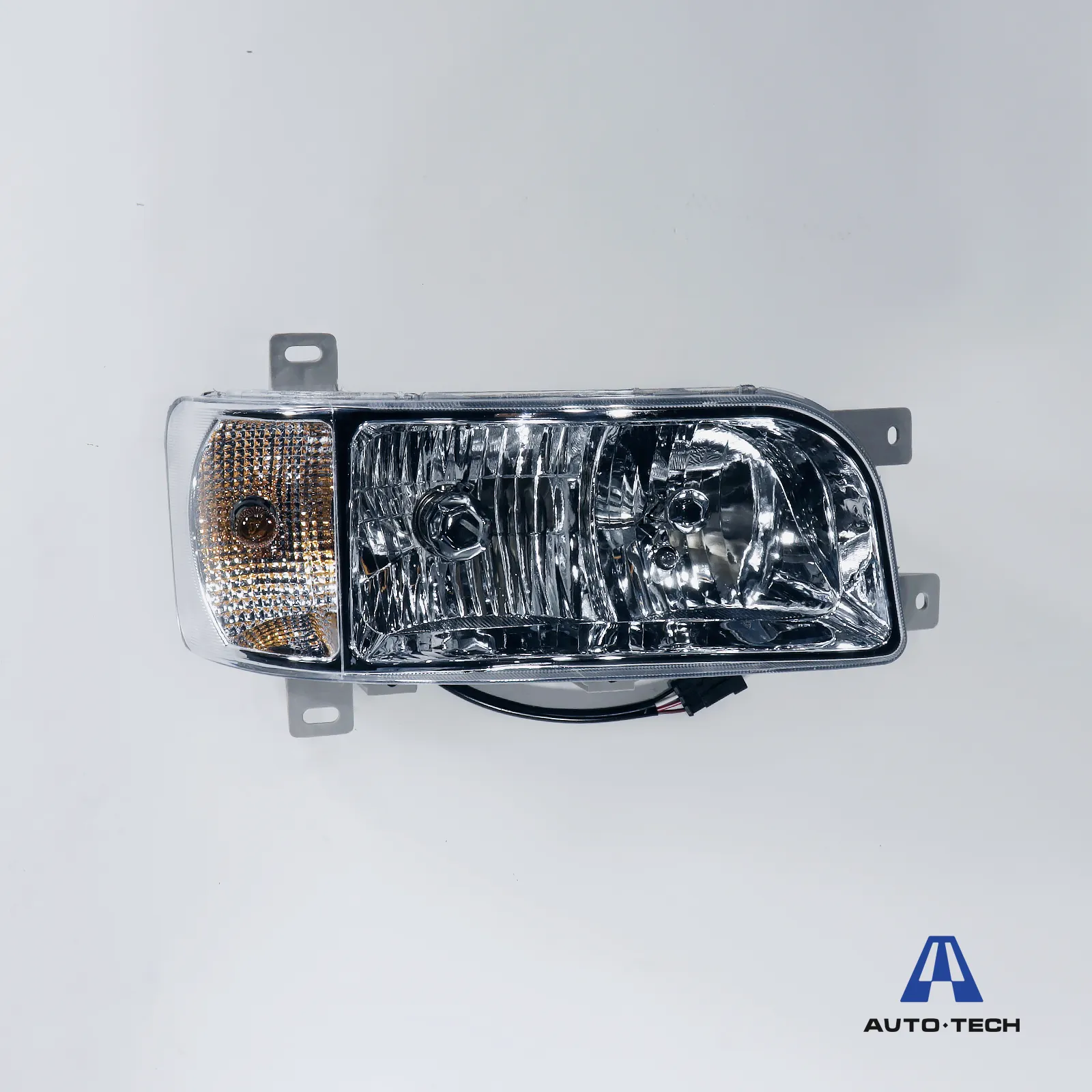 Фара R в сборе Hania AVTO-TECH AT1156