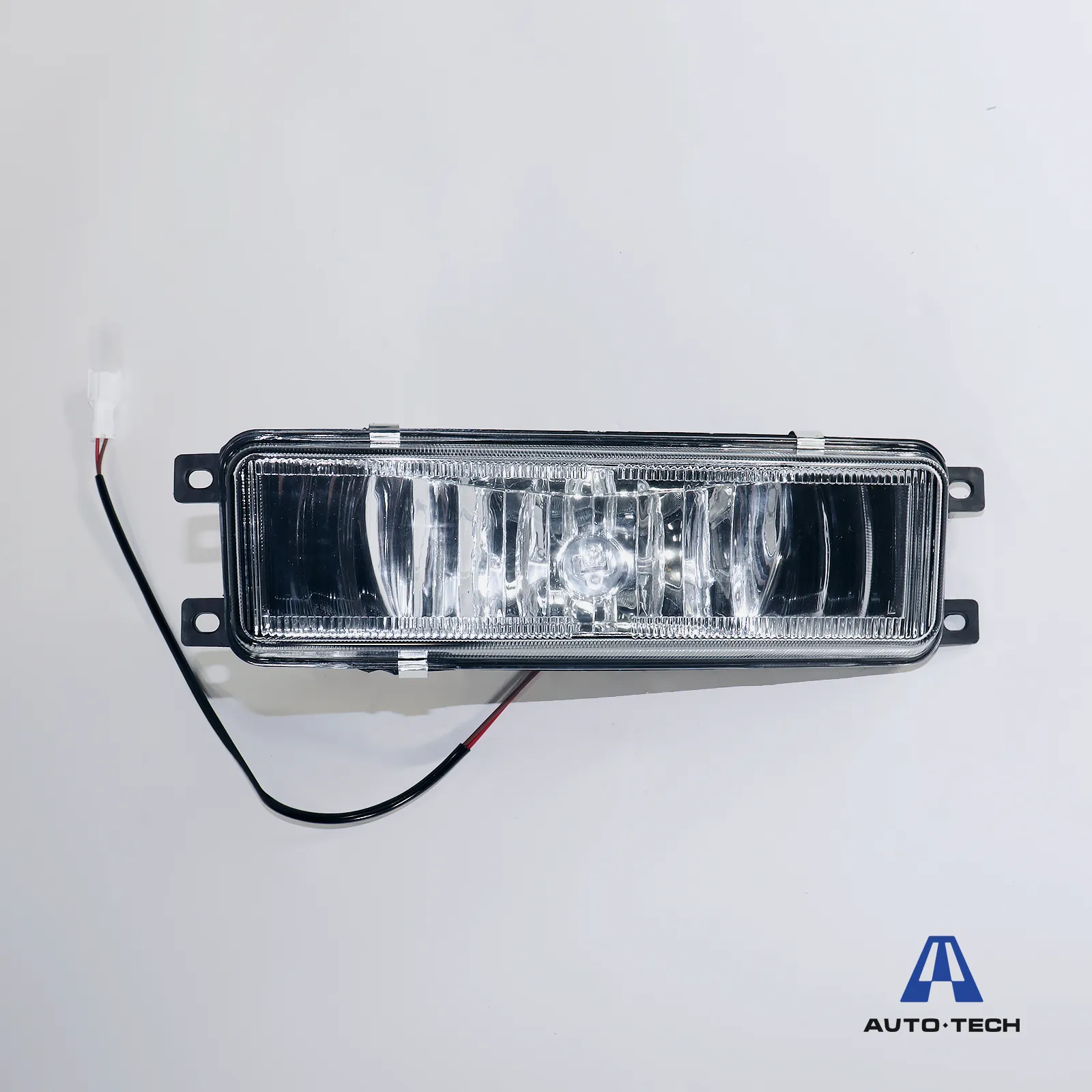 Фара противотуманная левая AVTO-TECH AT117