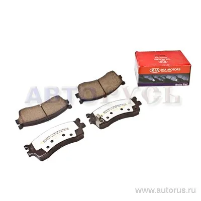 Колодки тормозные передние HYUNDAI/KIA 0K2N1-3328ZA