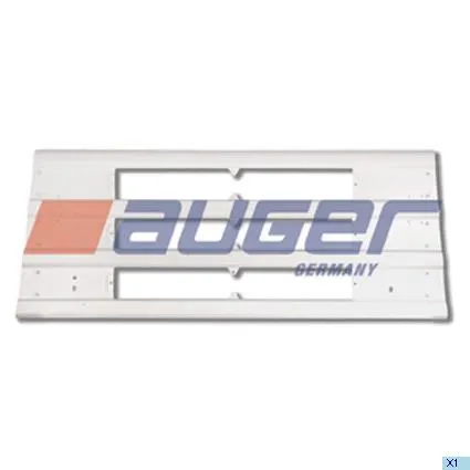 Решетка радиатора верхняя 4-SERIE AUGER 67124