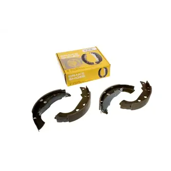 Колодки тормозные барабанные с рычажком Peugeot 306 93-00/405 87> ZENTPARTS Z06944