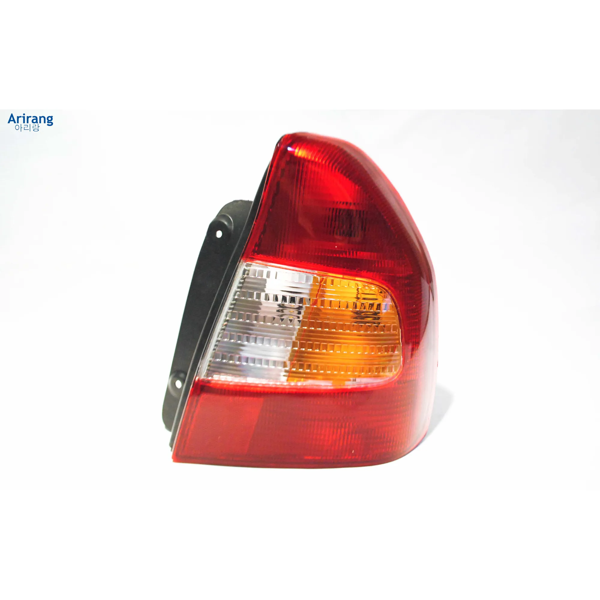 Фонарь задний правый (желтый поворотник) ARIRANG ARG232126RTAXI