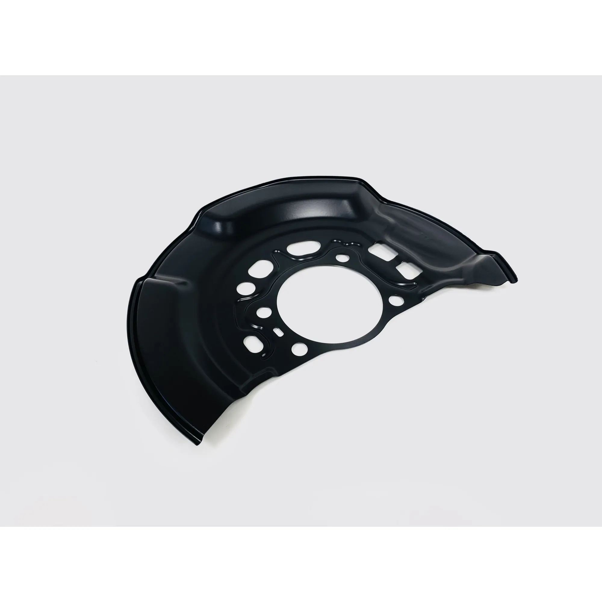 Кожух тормозного диска, левый UkorAuto U0508473