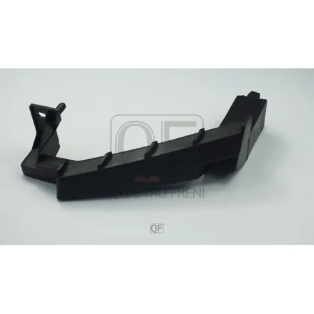 Кронштейн под фару LH QUATTRO FRENI QF00G00072