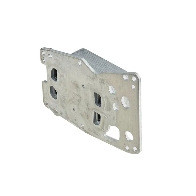Радиатор масляный BMW F10/F20/F91/F36/F25 10 Toyota Auris/Avensis/Ra NTY CCLTY003