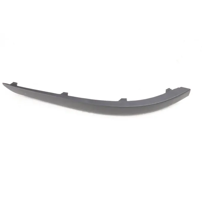 Молдинг бампера заднего Прав. Ford Focus 2004-2007 1360429-DCR