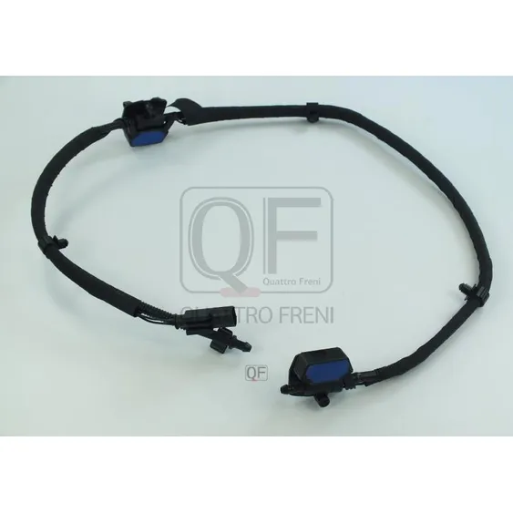 Шланг омывателя ветрового стекла с форсунками QUATTRO FRENI QF10N00529